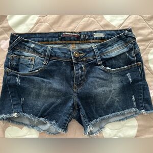 Zara Dark Blue Denim Frayed Shorts Size US 6” 😍